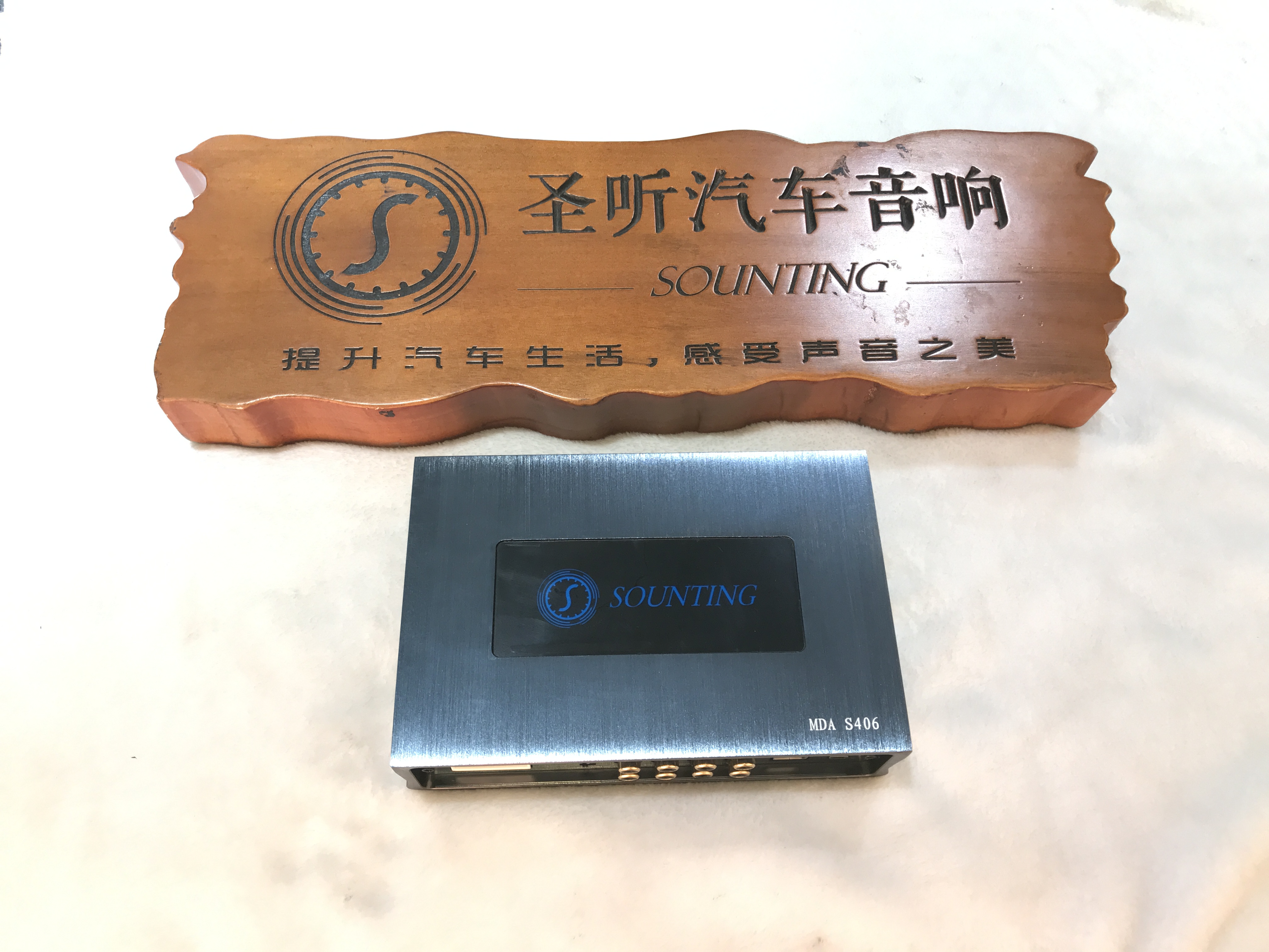 加装一个DSP功放，音质提升明显，力度很足，越听越好听