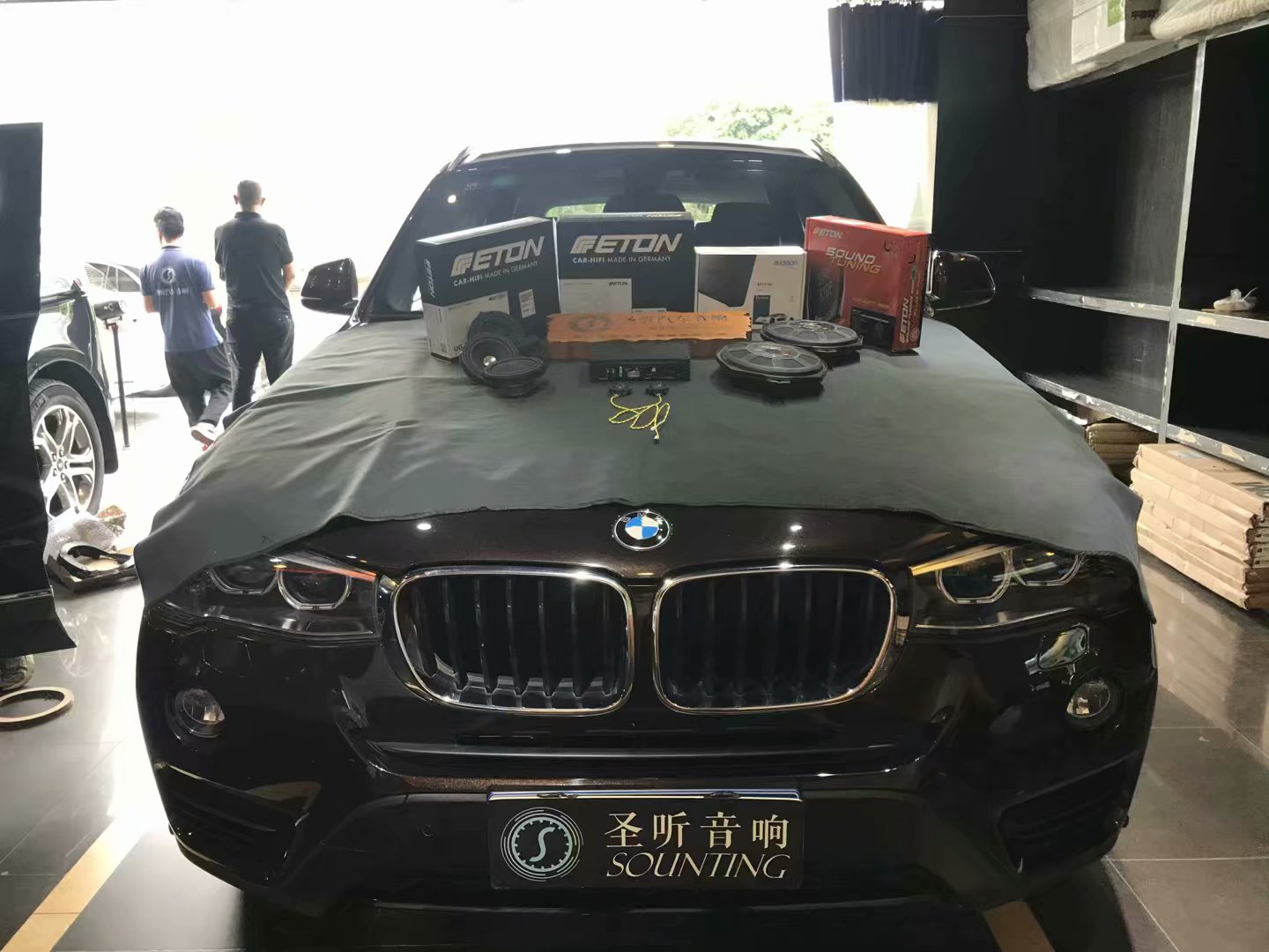 宝马X3，全车伊顿宝马专用喇叭