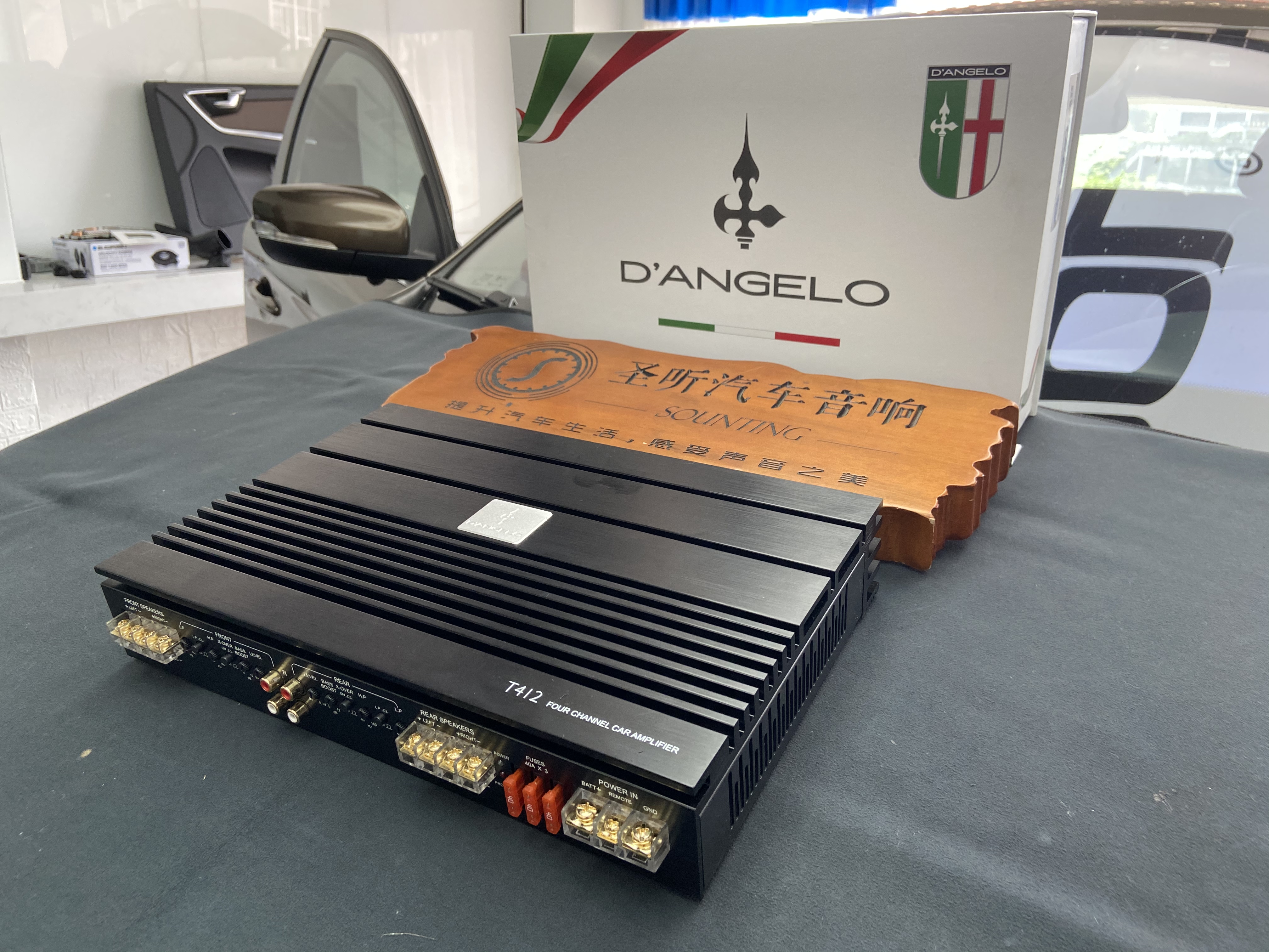 沃尔沃xc60升级
纯后继4路功放：意大利🇮🇹 蒂安杰罗T412
推动前门主动：法国🇫🇷 劲浪ES165KX2
你需要的效果立竿见影