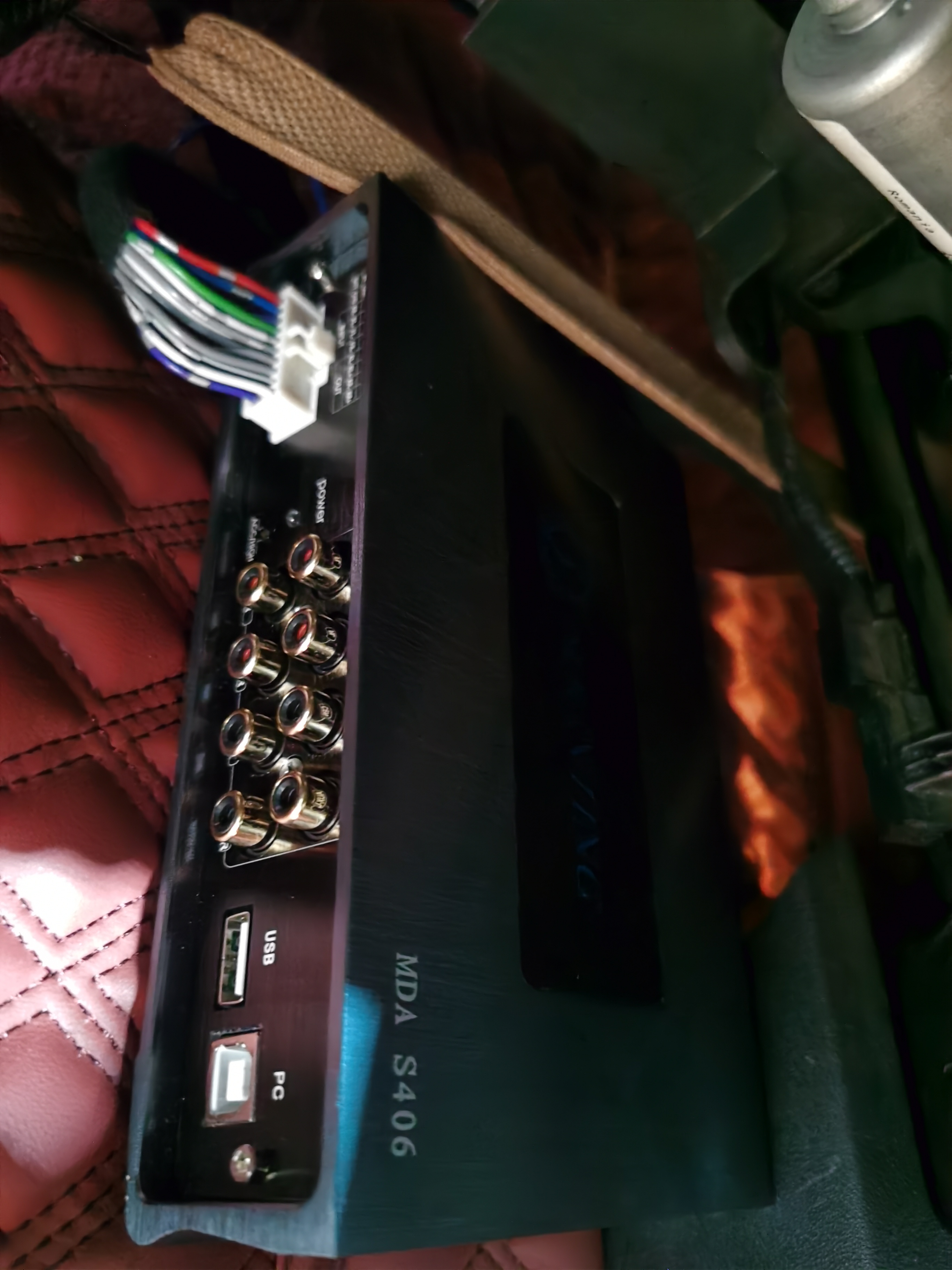 上下班时间堵车怕无聊？不可能，升级一套汽车音响，随时随地嗨起来，摆脱枯燥无味的行车体验
帕萨特升级方案如下
前门：🇫🇷 劲浪165A-GL
后门：🇫🇷 劲浪RSE-165
低音：爱威备胎炮
DSP：圣听S460
大麦双层隔音强化
安装调试完成，客户很满意。您的满意是我们的追求。