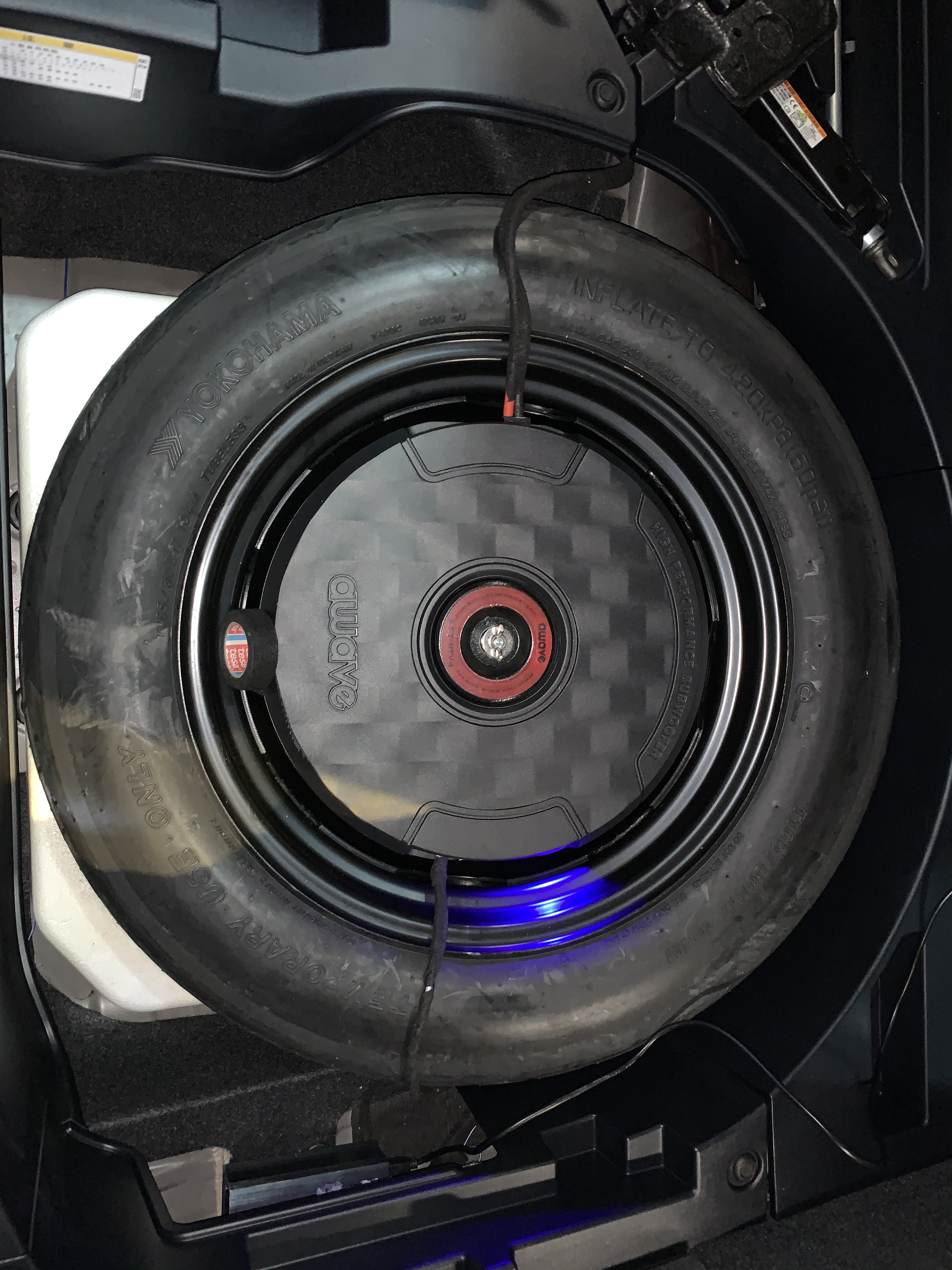 雷克萨斯NX200，圣听MDA-S406四路DSP+爱威备胎低音炮