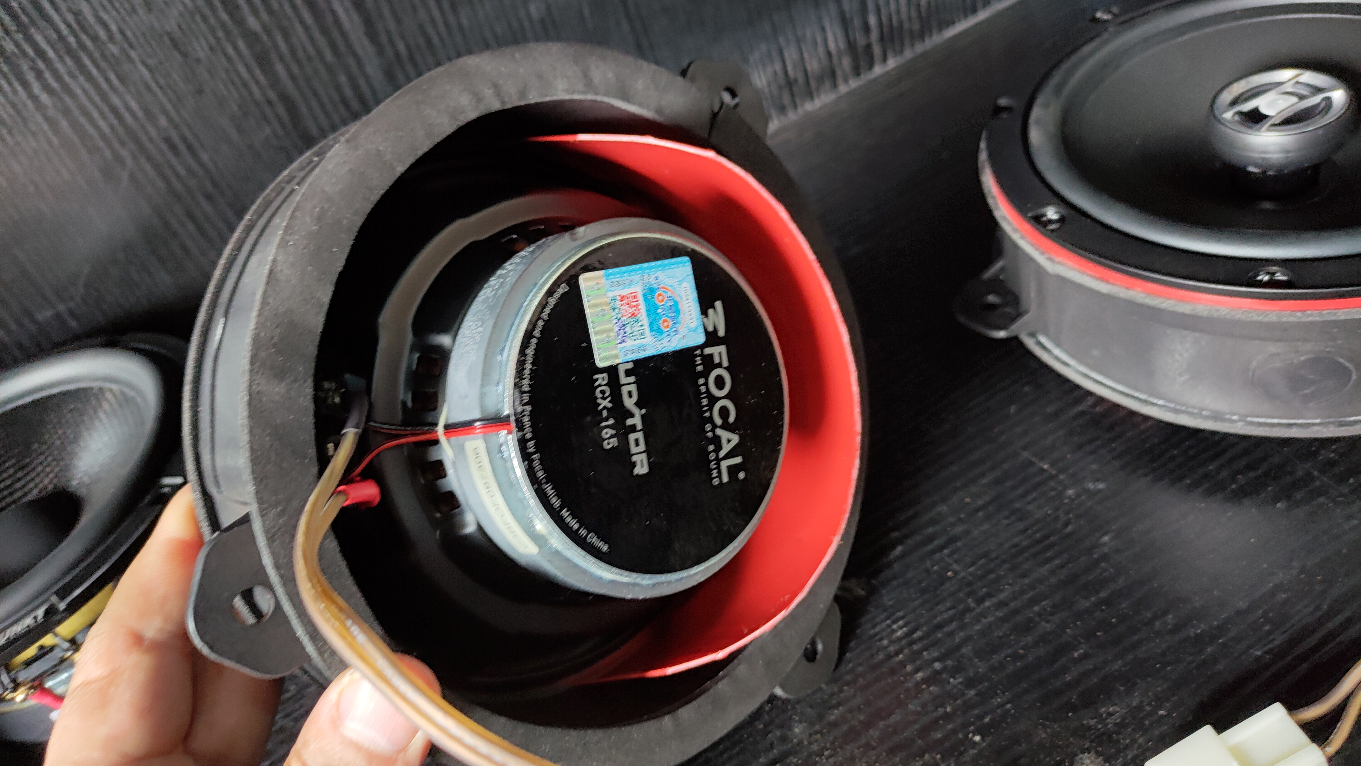 传祺GS8升级音响 前门蓝宝C30 套装喇叭   后门劲浪同轴喇叭  森麦朗4路DSP功放   蓝宝180超薄低音炮   平静四门双层隔音