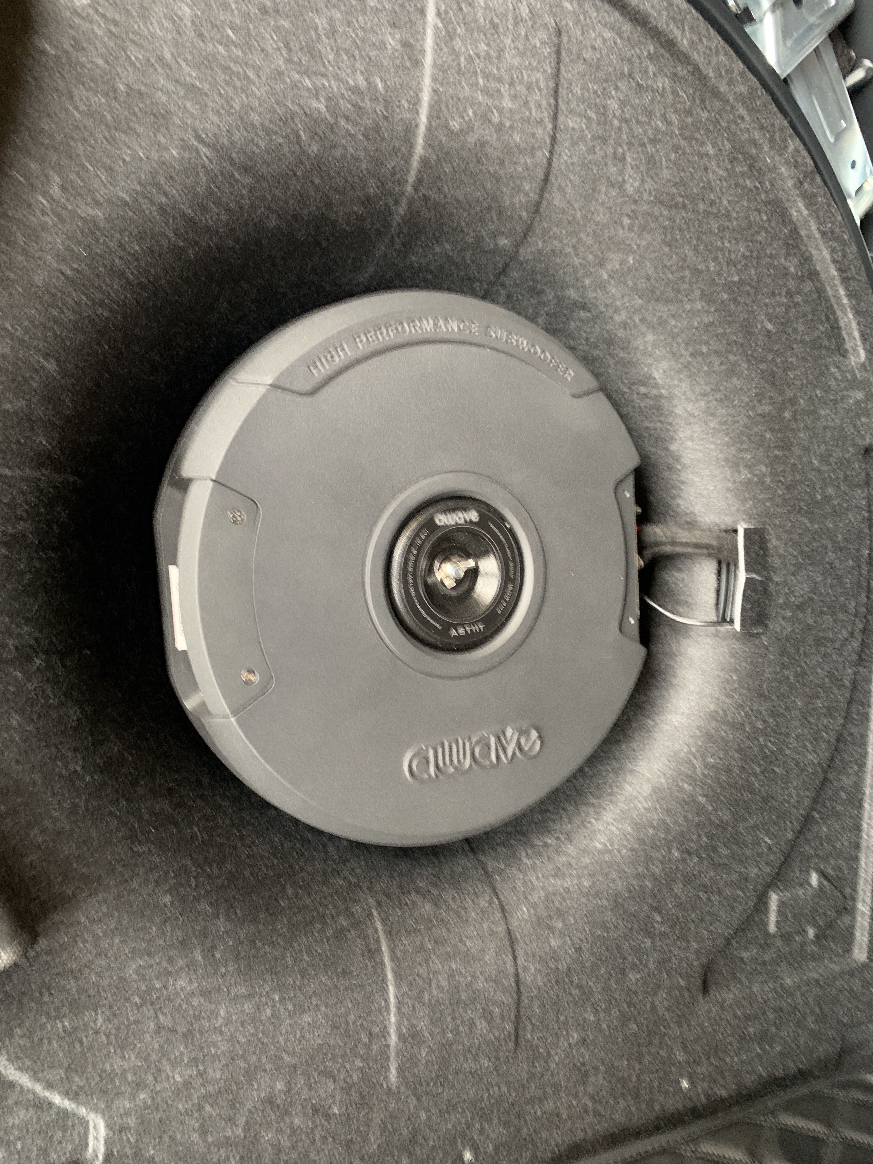 雷克萨斯RX300不动原车喇叭升级汽车音响，  musway M6DSP功放+备胎低音炮