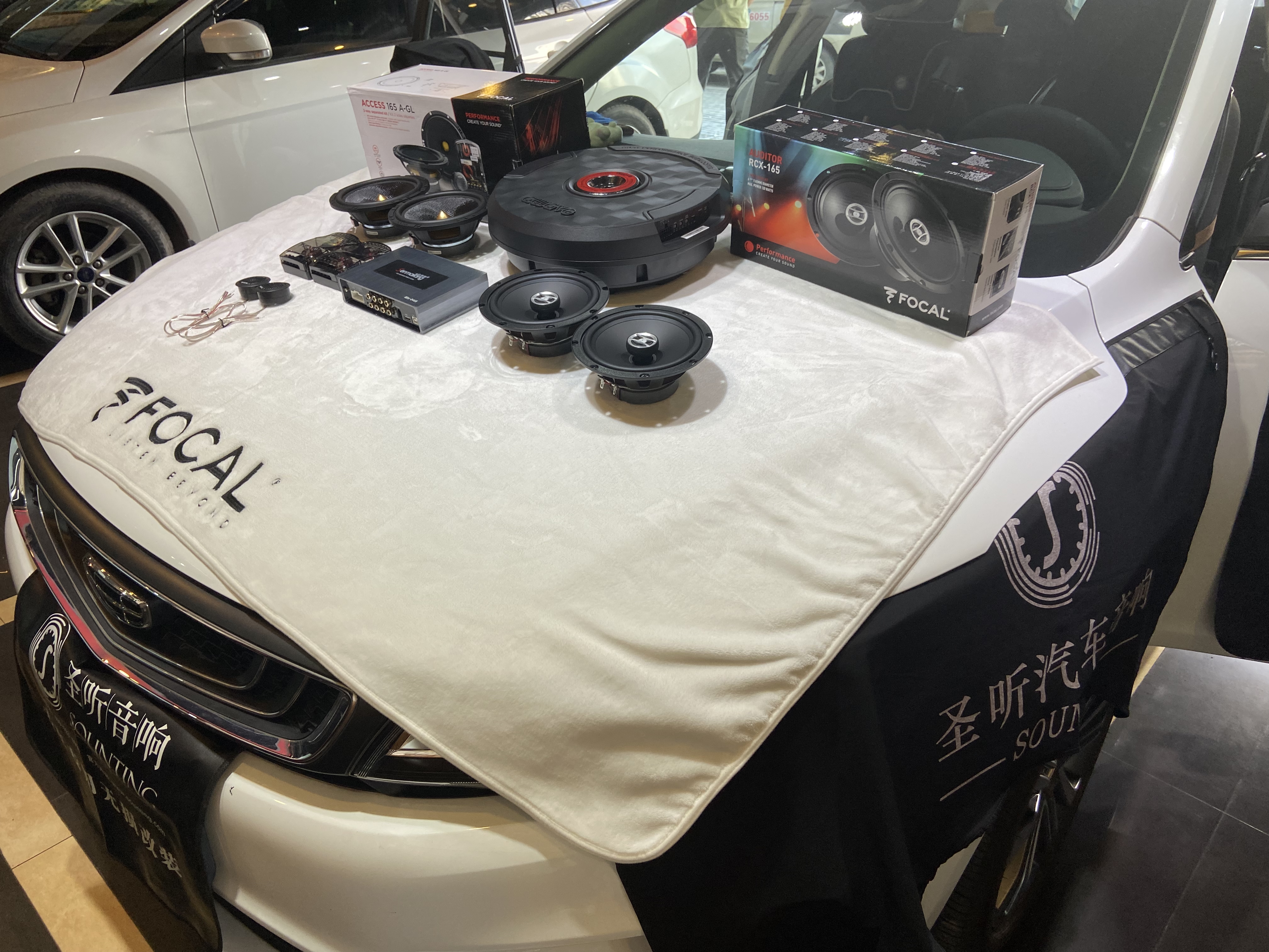 帝豪GL升级劲浪165AGL套装喇叭，后门劲浪同轴喇叭，平静四门双层隔音，森麦朗DSP功放，备胎低音炮